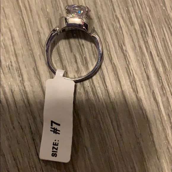 CZ Ring - Picture 4 of 8